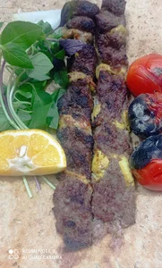 کبابی و بریانی گلپایگانی تک گل سرخ