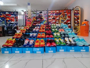 فروشگاه کفش اسپرت مانی
