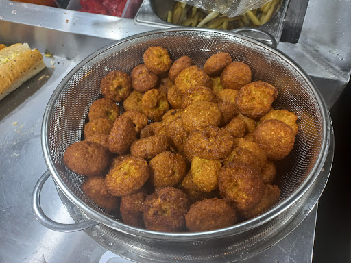 فلافل دایی جون