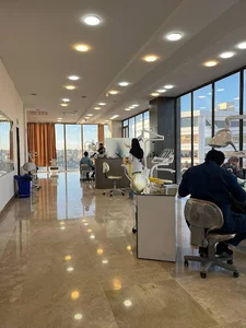 کلینیک دندان پزشکی هما