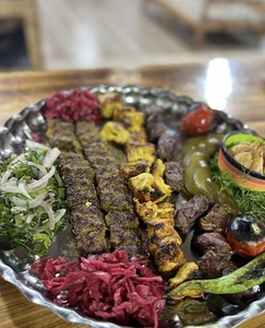 کافه رستوران ساحلی ماهان