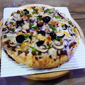 Cafe raees کافه رئیس
