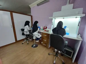 آزمایشگاه بیوتکنولوژی و ژنکتیک دام داود ساقی