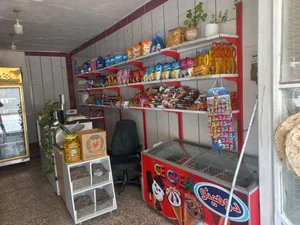 سوپر مارکت و میوه تر بار نیکا