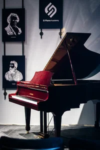 Si Piano Academy آکادمی تخصصی پیانو سی