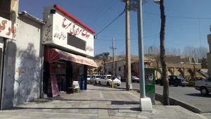 حلواپزی و سوغات سرای گل سرخ