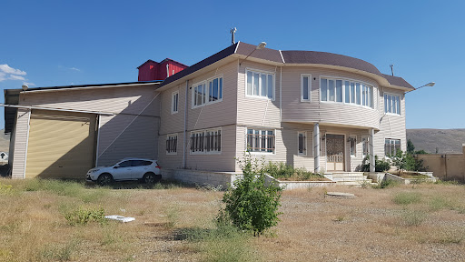 خوراک دام و طیور نوید آران کردستان