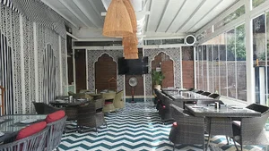 کافه رستوران اطلس