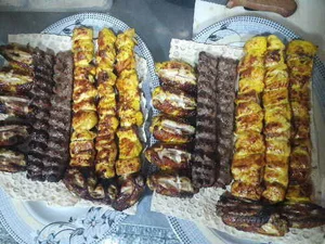 کبابی دوستان