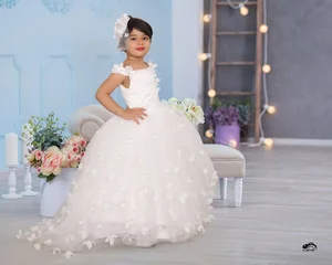 آتلیه لیدی
