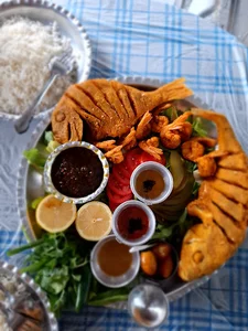 کبابی هشت 8 پا