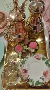 D.laduree Cafe & Restaurant