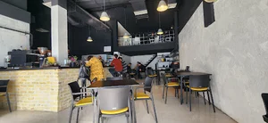 اینجاست