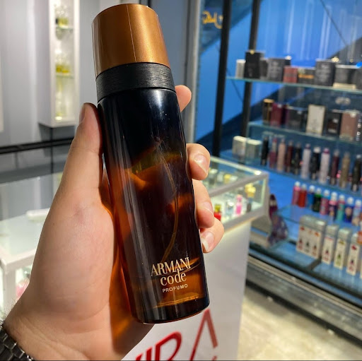 عطر و ادکلن آراویرا