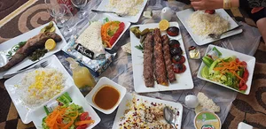 رستوران مجذوب