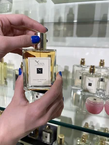 گالری عطر یما