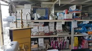 فروشگاه لوله اتصالات رنگ و ابزار جعفری