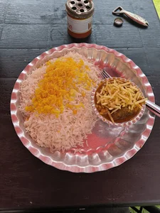 کافه رستوران کاچیلا