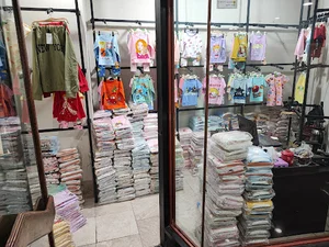 پخش عمده پوشاک بچگانه نی‌نی لند niniland-omde