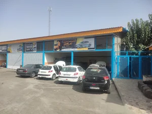 تعمیرگاه اتومبیل عادل