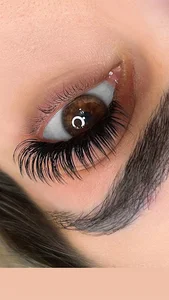 سالن زیبایی مژه