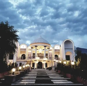 باغ عمارت 777