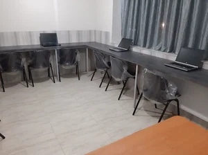 آموزشگاه فنی و حرفه‌ایی رواق دانش