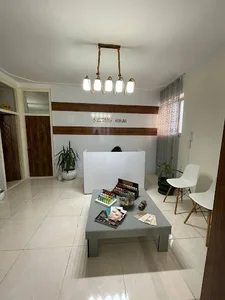 Alid hall hair salon