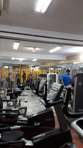 باشگاه بدنسازی آدرنالین
