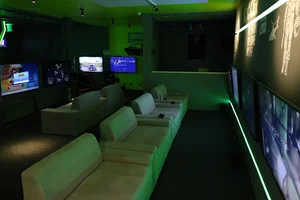 SHIRAZ VR STATION