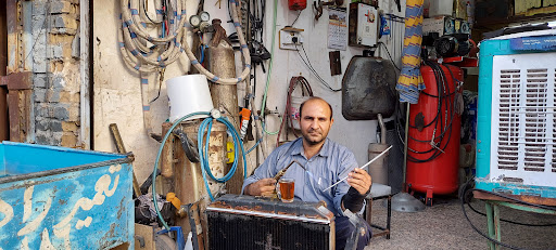 تعمیر گاه تخصصی رادیاتور وحدت.استاد احمد حکمتی فرد