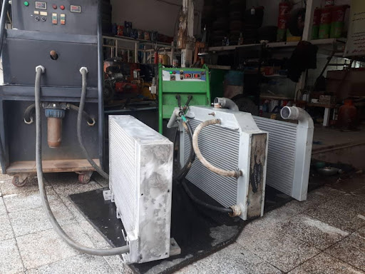 شستشوی رادیاتور و اتوسرویس سنگی