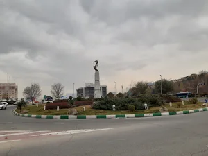 میدان آرش