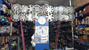 فروشگاه لوازم یدکی صالح