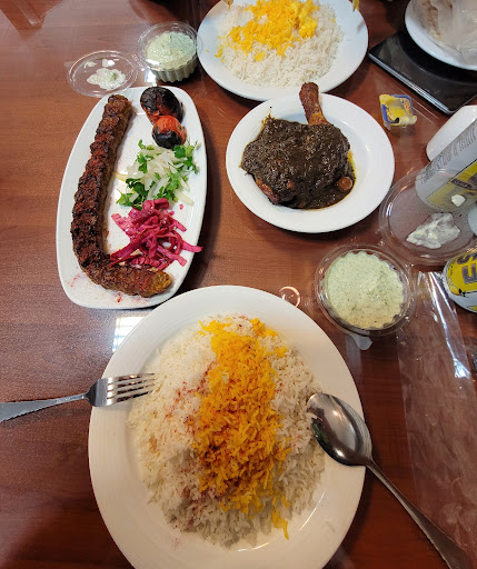 رستوران بهارنارنج