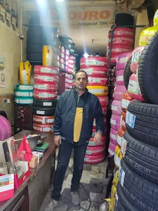 لاستیک فروشی قوی پنجه