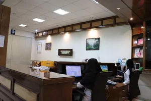 آزمایشگاه تشخیص طبی دانش