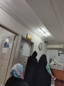 دکتر ملیکا شجاعی(فوق تخصص غدد و متابولیسم) 4
