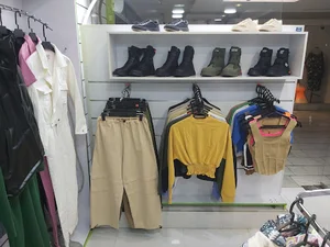 تی تن گالری (کیف،کفش و پوشاک)