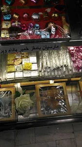 کافه قنادی مینیون