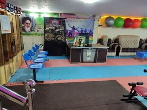 باشگاه ورزشی ایرانا 4