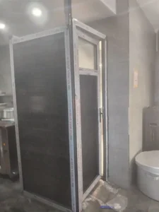 درب و پنجره UPVC در خزانه 3