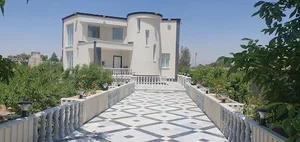 باغ عمارت سنگی
