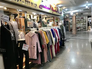 مانتو الی
