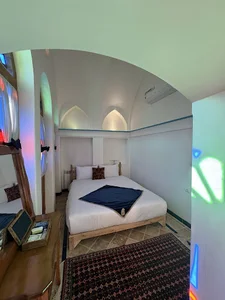Givak hotel