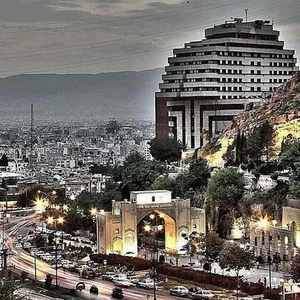 ایستگاه اتوبوس هتل چمران