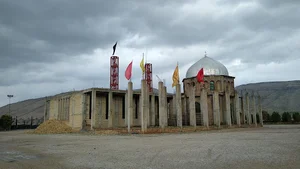آستان مقدس امامزادگان سید علاءالدین محمد (ع)و خواهرش سیده بنت الهدی