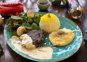 کافه رستوران نارین