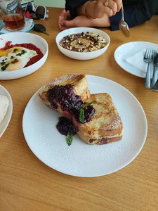 Nufe Restaurant رستوران نوفه