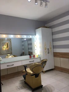 سالن زیبایی لیانا آرا